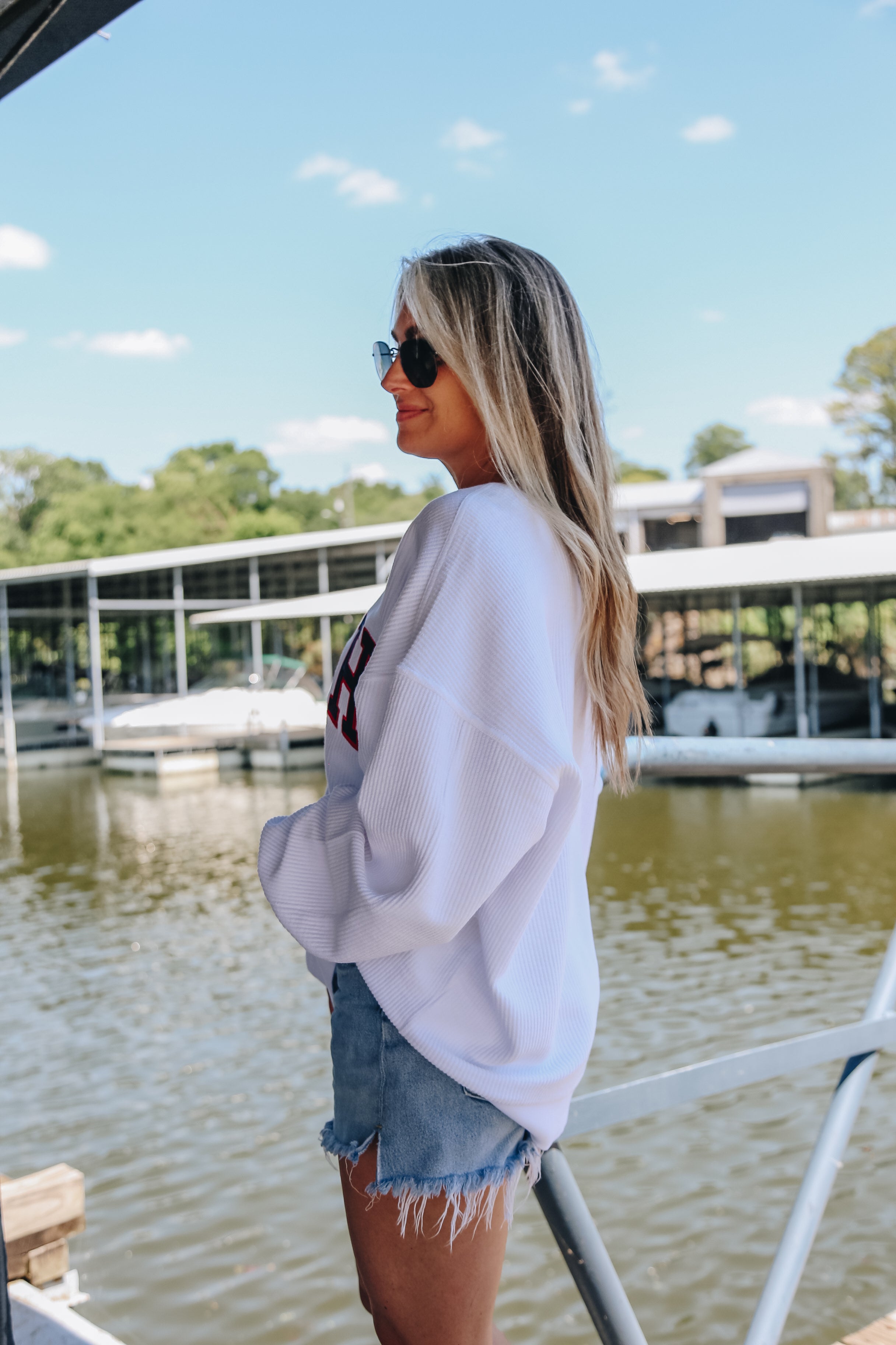 Lakeside Oversize Corded Sweatshirt [White]