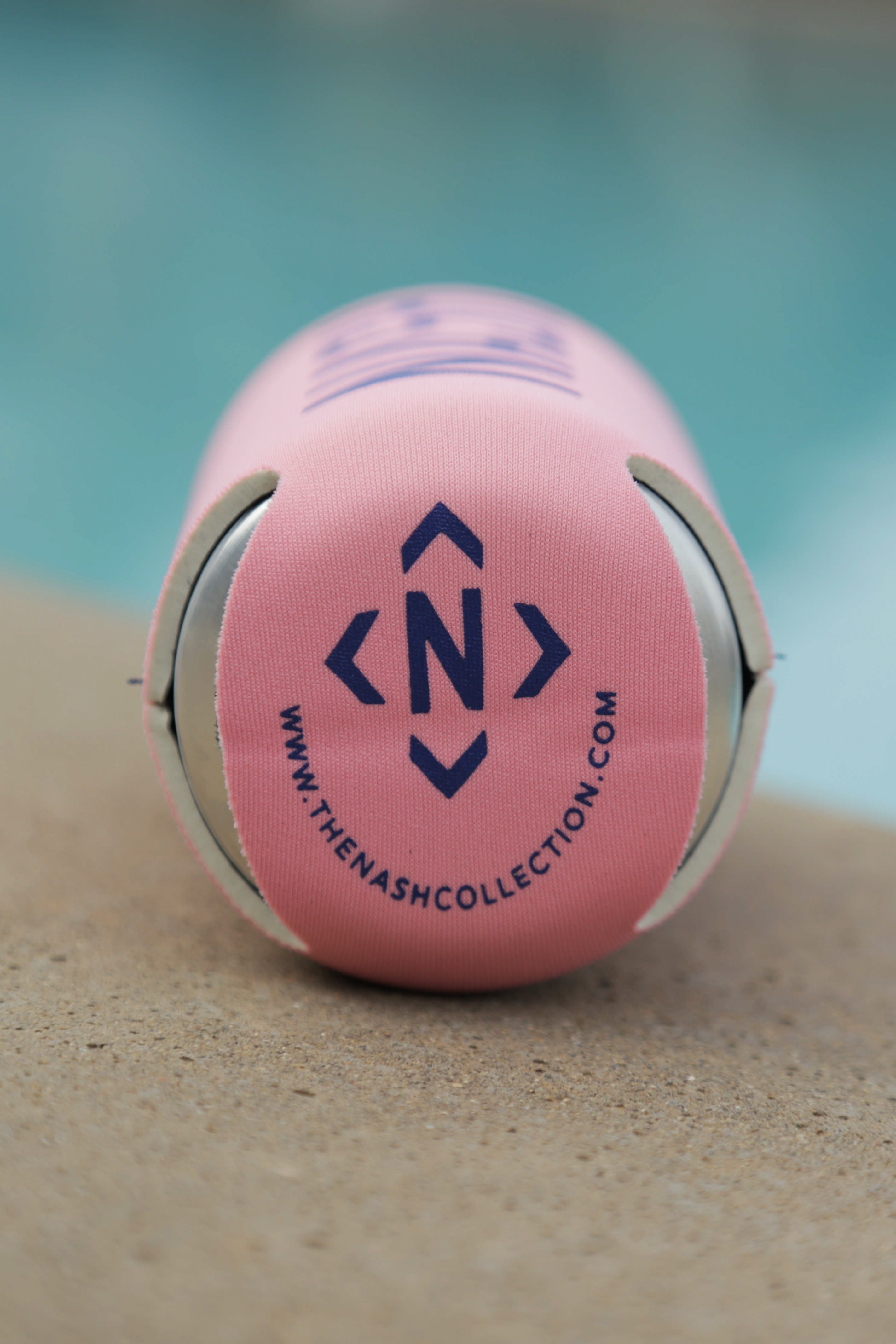 Short Can Cooler [Pink/Navy]