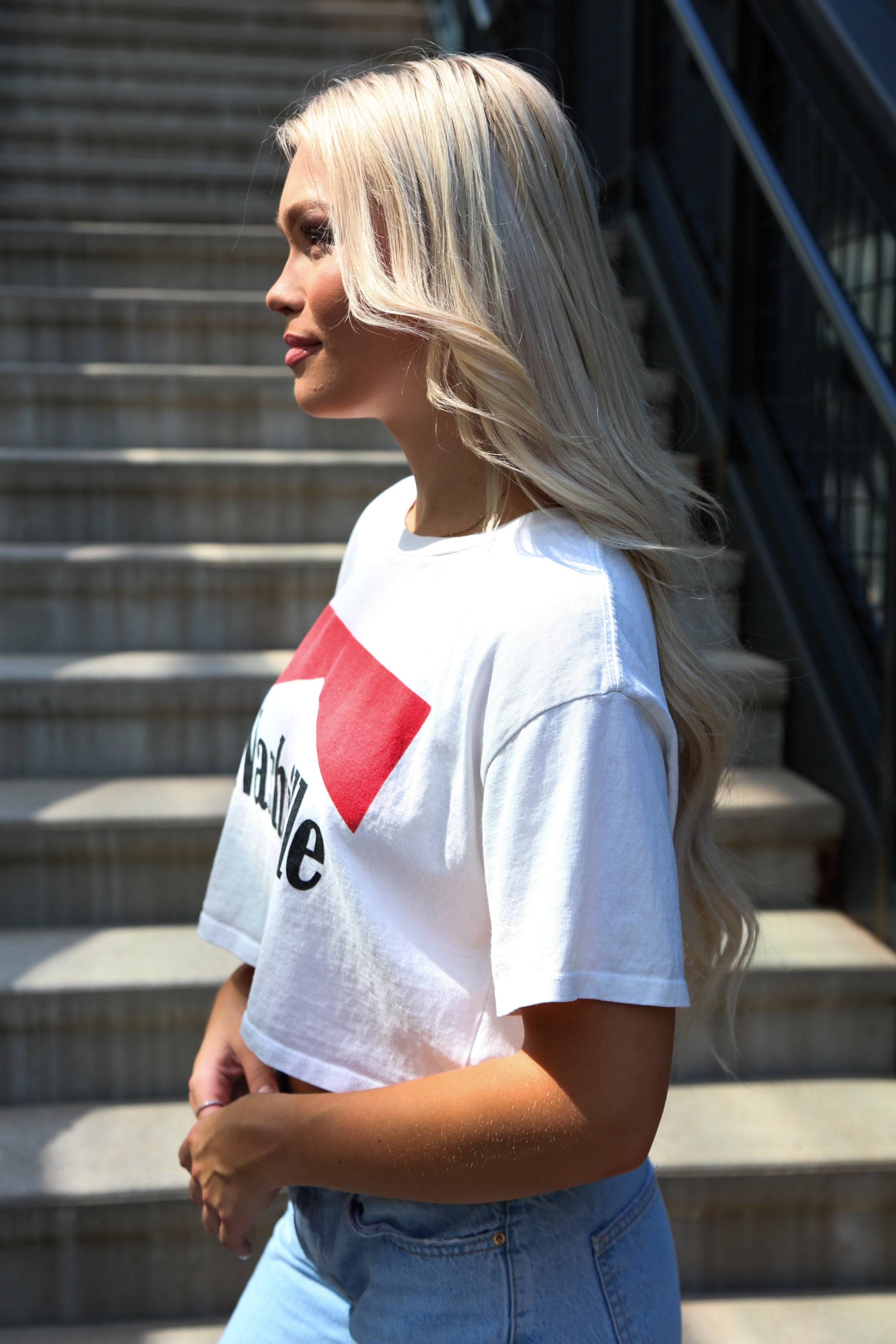 Annabelle Boxy Crop [Cream - Nashville Reds]