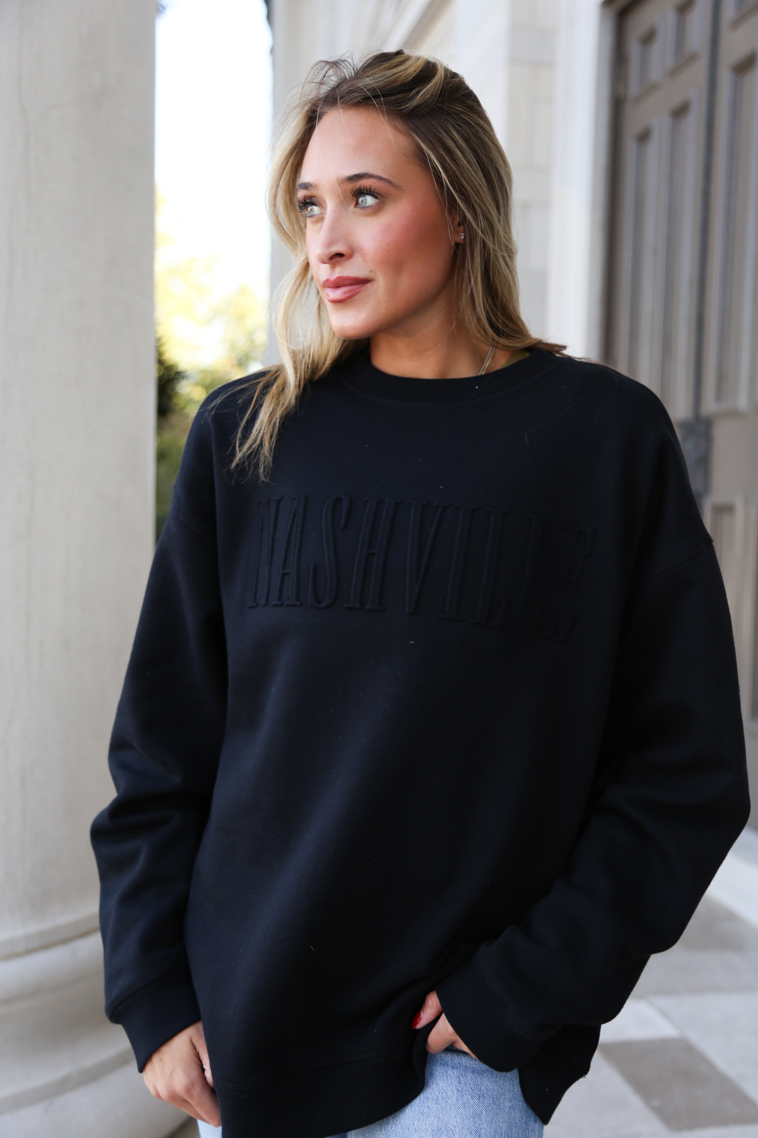 Nashville Iconic Crewneck [Black]