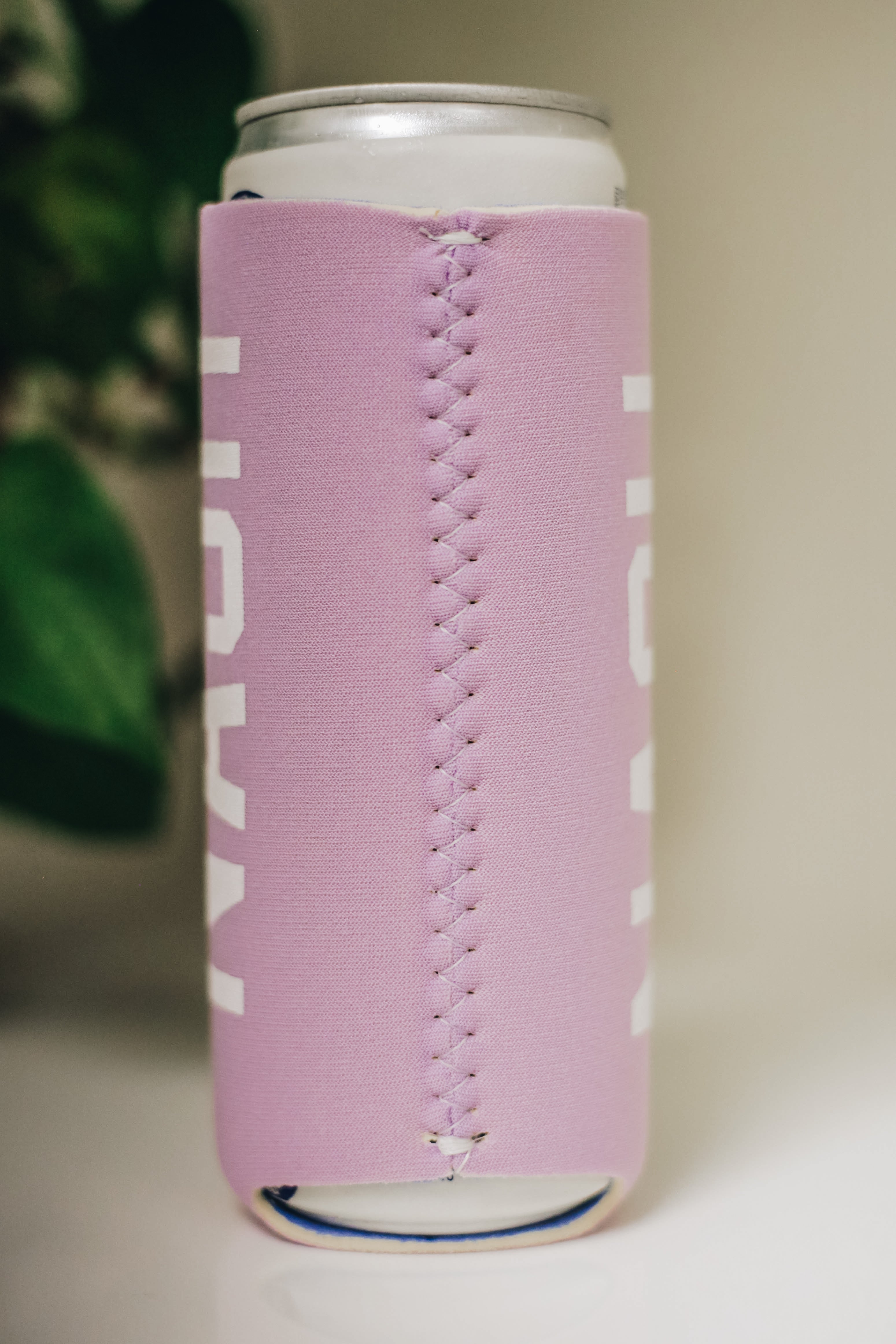 Slim Can Cooler [Lilac]