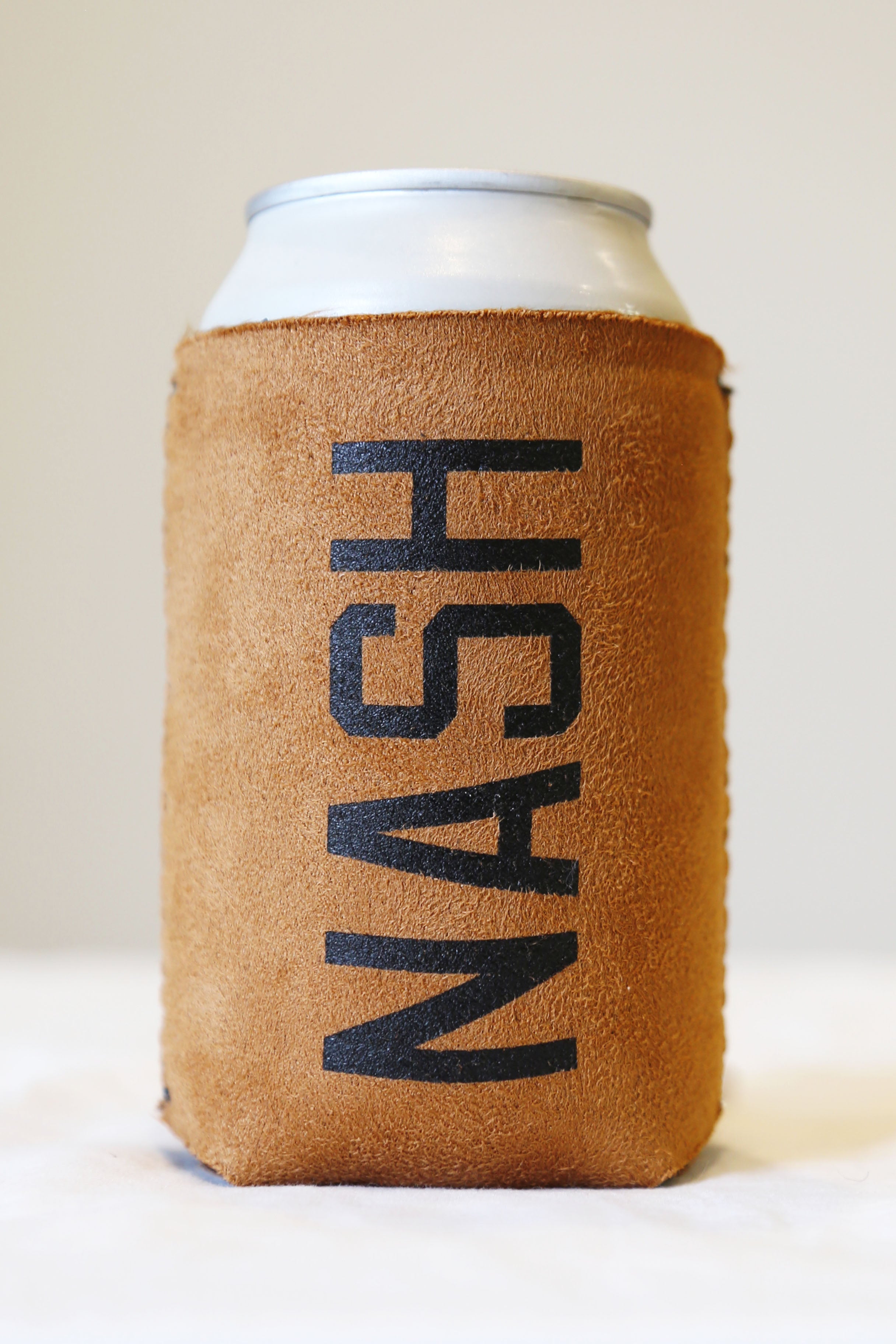 Short Can Cooler [Bourbon Suede]